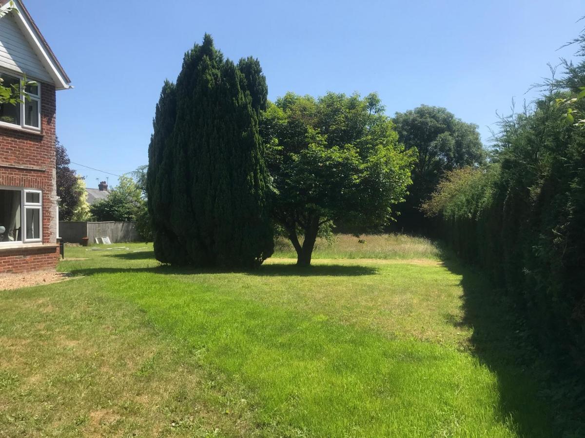Redbrook Farm Bnb - Gateway To The New Forest Fordingbridge Exterior photo