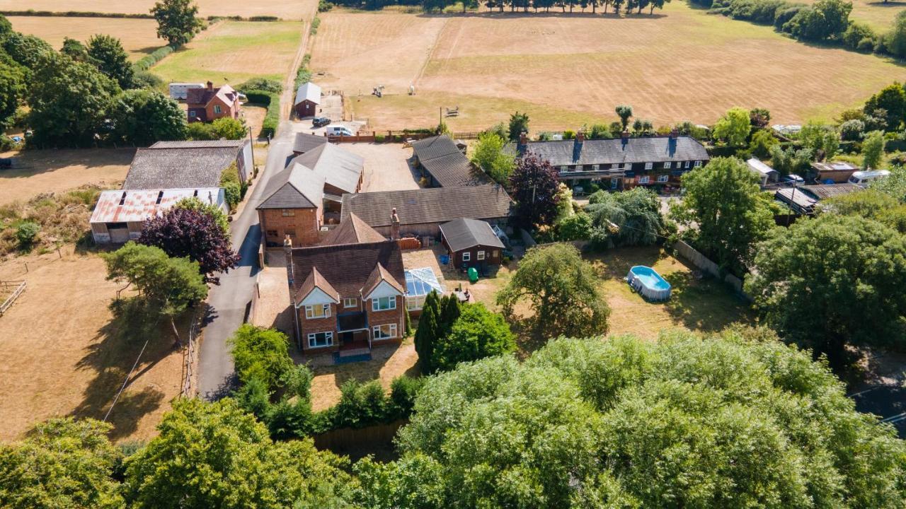 Redbrook Farm Bnb - Gateway To The New Forest Fordingbridge Exterior photo
